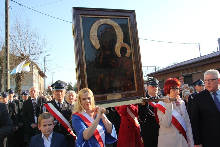 Powitanie ikony MB Częstochowskiej w Żychlinie