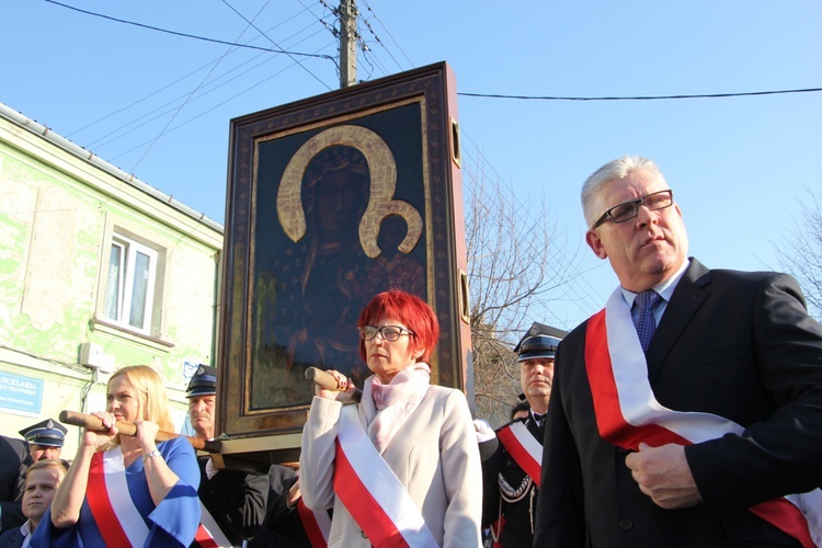 Powitanie ikony MB Częstochowskiej w Żychlinie