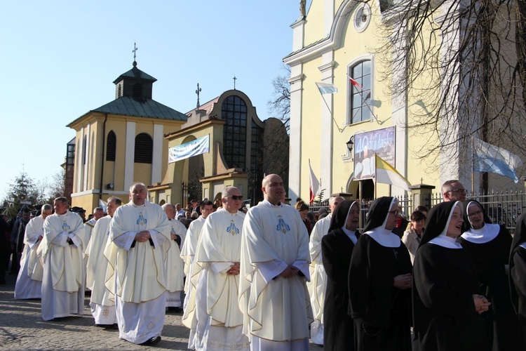 Powitanie ikony MB Częstochowskiej w Żychlinie