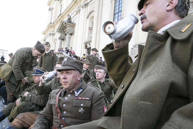 10. Katyński Marsz Cieni