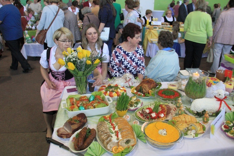 Wielkanocne stoły. Wystawa w Głogówku