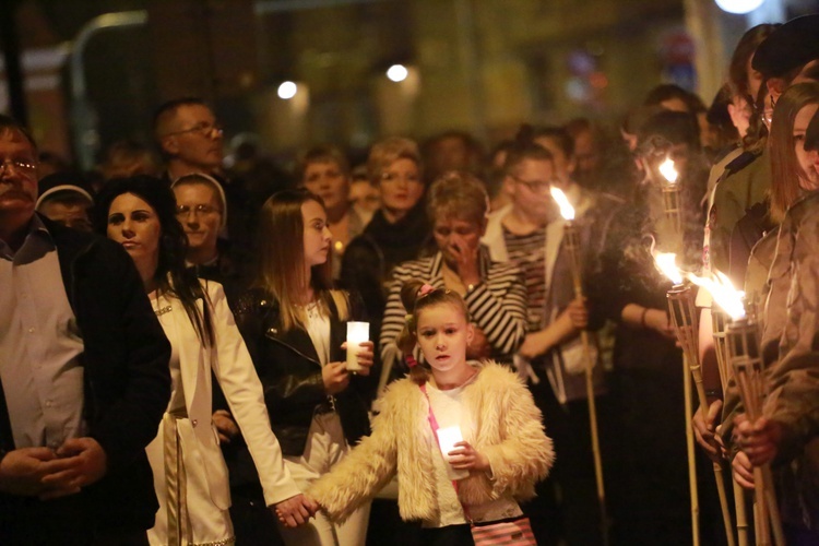 Papieska droga krzyżowa w Dębicy