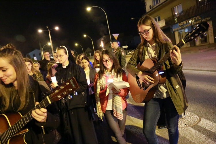 Papieska droga krzyżowa w Dębicy