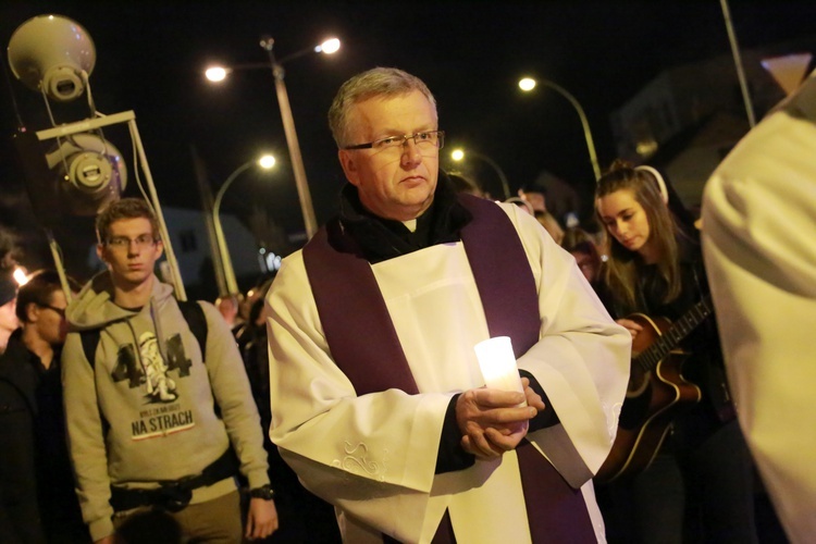 Papieska droga krzyżowa w Dębicy