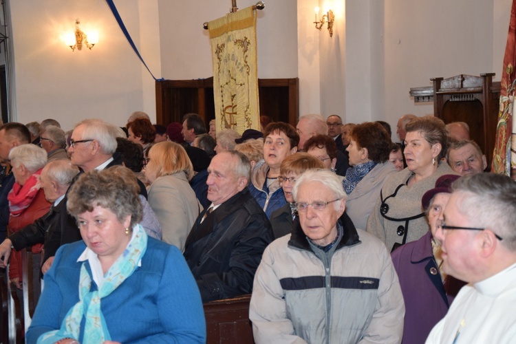 Powitanie ikony MB Częstochowskiej w Trębkach