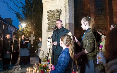 – Niech moc płynąca z krzyża zbuduje w nas wspólnotę wiary – prosił w Koszalinie bp Krzysztof Włodarczyk.