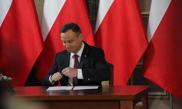 Prezydent Polski podpisał w Katowicach ustawę metropolitalną 