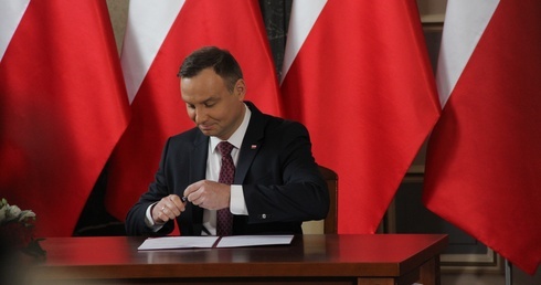 Prezydent Polski podpisał w Katowicach ustawę metropolitalną 