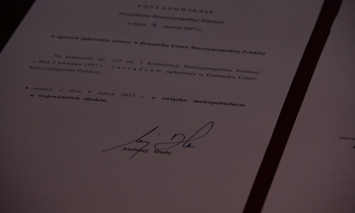 Prezydent Polski podpisał w Katowicach ustawę metropolitalną 