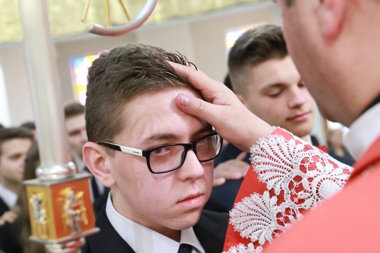 Bierzmowanie w Moszczenicy