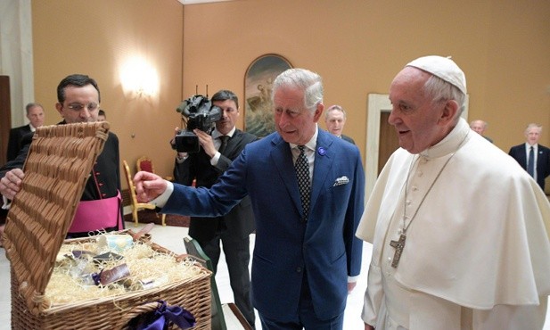 Franciszek przyjął księcia Karola