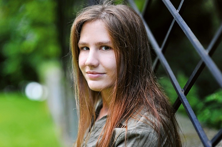 Malina Świć obecnie specjalizuje się z genetyki. Ukończyła medycynę, jest też poetką. Gdy miała 14 lat, wykryto u niej zespół Turnera.