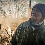 Po bombardowaniu z pozycji  tzw. separatystów  dom pani Natalii całkowicie spłonął.