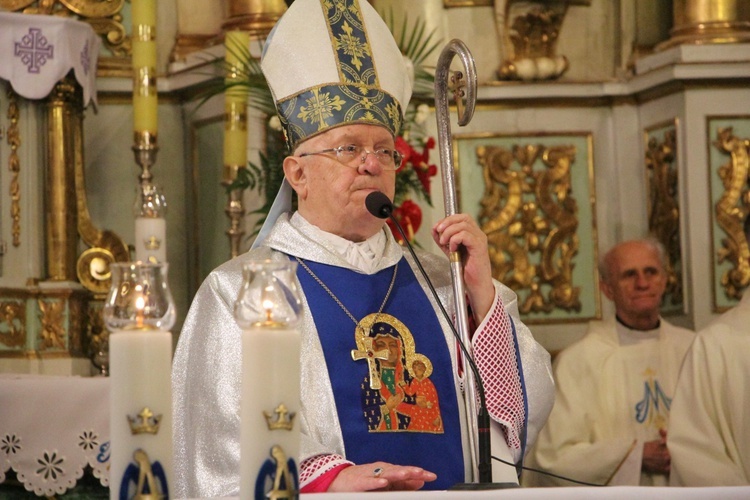 Powitanie ikony MB Częstochowskiej w Oporowie