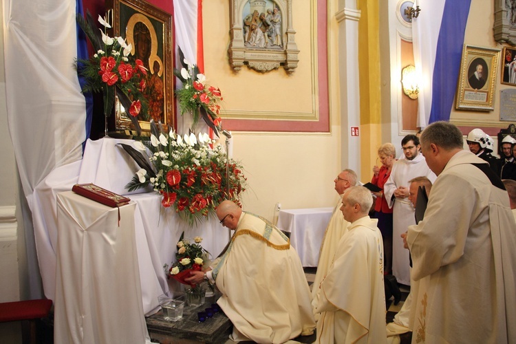 Powitanie ikony MB Częstochowskiej w Oporowie