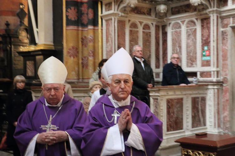 Pogrzeb ks. Stanisława Małysiaka - kościół Mariacki