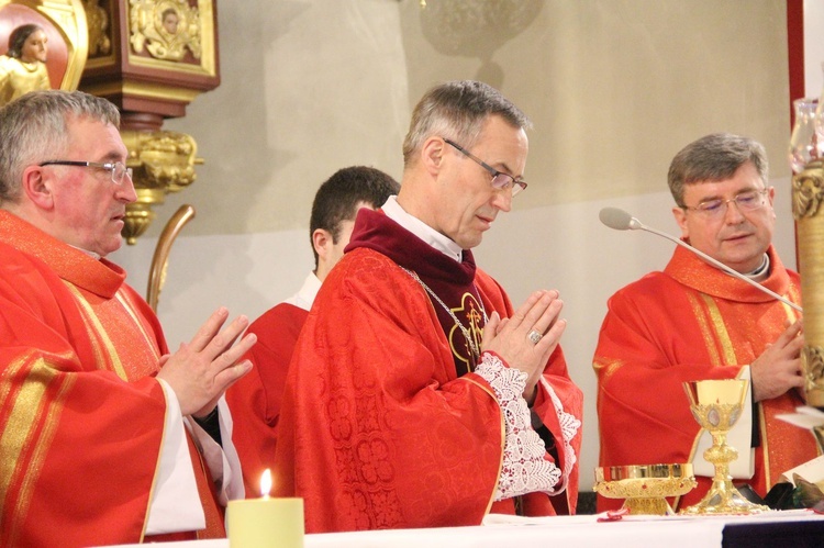 Bierzmowanie w bazylice św. Małgorzaty w Nowym Sączu cz. 2