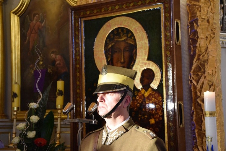 Powitanie ikony MB Częstochowskiej w Pleckiej Dąbrowie