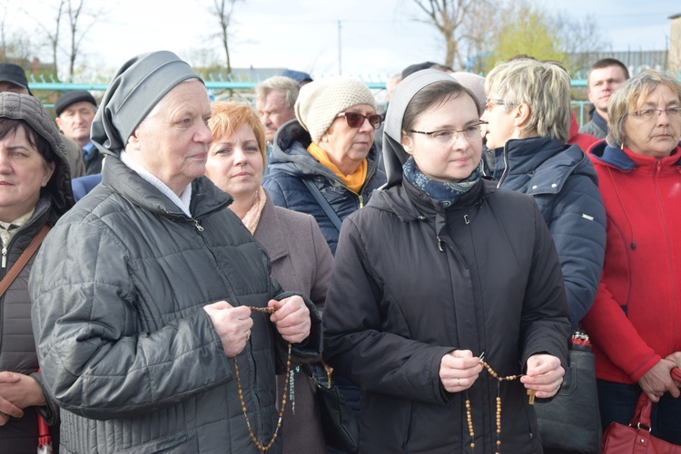 Powitanie ikony MB Częstochowskiej w Pleckiej Dąbrowie