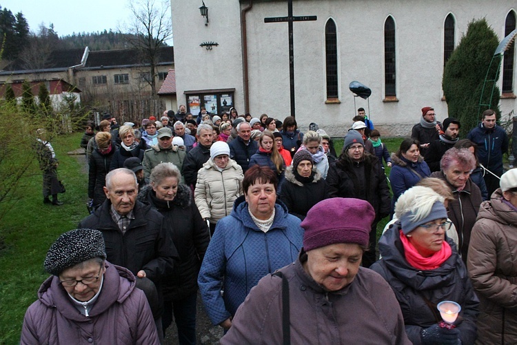 Miejska Droga Krzyżowa. Głuszyca