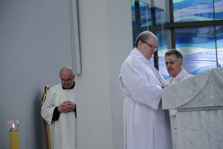 Błogosławieństwo nowych nadzwyczajnych szafarzy Eucharystii - 08.04.2017