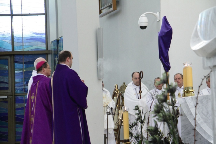 Błogosławieństwo nowych nadzwyczajnych szafarzy Eucharystii - 08.04.2017