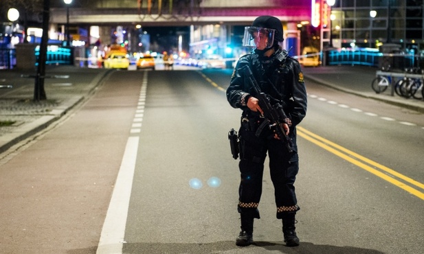 W centrum Oslo znaleziono urządzenie przypominające bombę