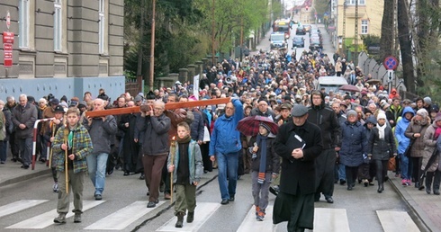 Krzyż na ulicach