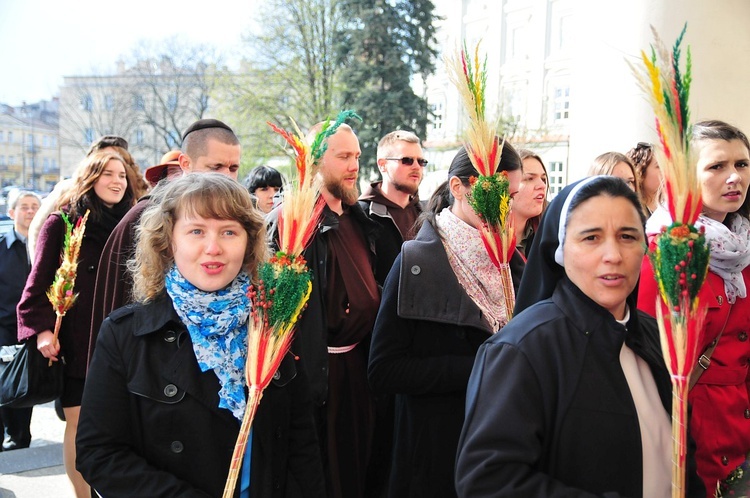 Niedziela Palmowa i święto młodych w Lublinie