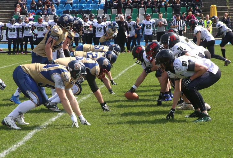 "Wilki Łódzkie" vs. "Kraków Football Kings"