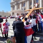 Symbole ŚDM przekazane młodzieży z Panamy