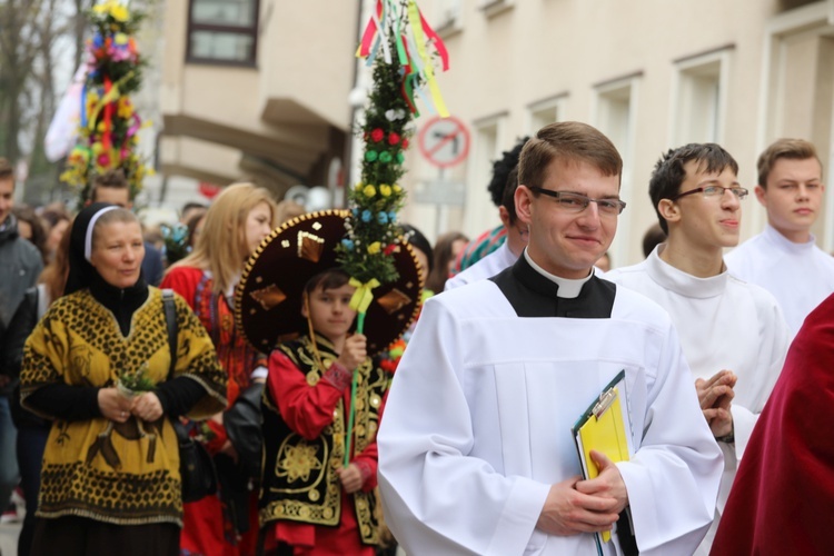 Niedziela Palmowa młodych w bielskiej katedrze - 2017