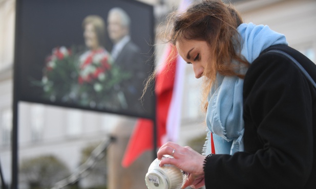 Przed Pałacem Prezydenckim odbył się Apel Pamięci