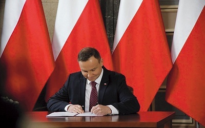 Andrzej Duda chciał podpisać ustawę „w sercu Górnego Śląska”.