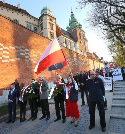 Rocznica katastrofy smoleńskiej - plac o. Adama Studzińskiego