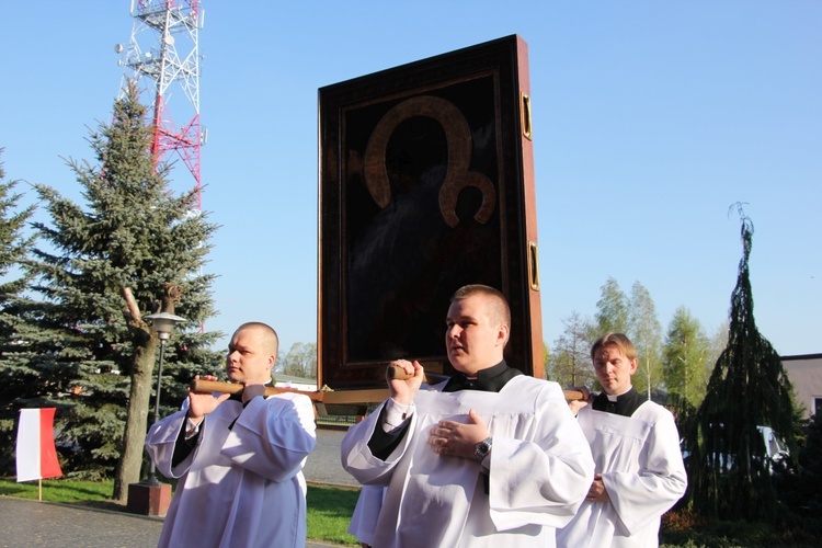 Powitanie ikony MB Częstochowskiej w WSD w Łowiczu