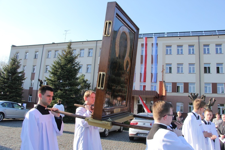 Powitanie ikony MB Częstochowskiej w WSD w Łowiczu