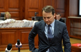 Sikorski: Nie zajmowałem się organizacją wizyty z 10 kwietnia 2010 r.