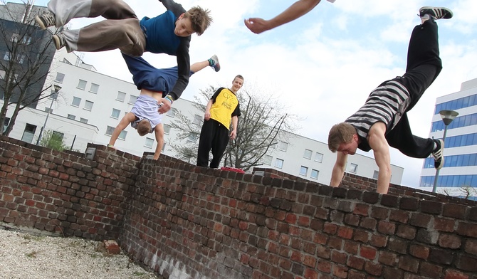Parkour w Krakowie [Zobacz VIDEO]
