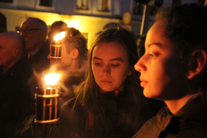 Droga Krzyżowa ulicami Tarnowa