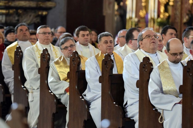 Msza Krzyżma. Ustanowienie kapituły strzegomskiej.