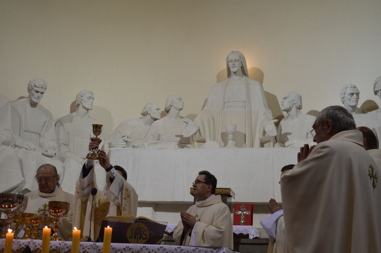 Liturgia Wielkiego Czwartku w parafii NSPJ w Nowym Targu