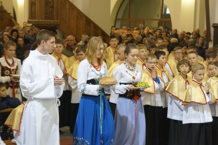 Liturgia Wielkiego Czwartku w parafii NSPJ w Nowym Targu