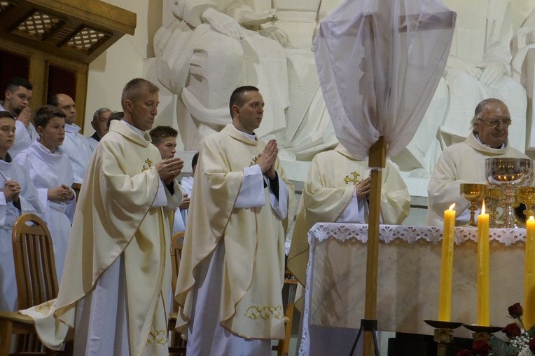 Liturgia Wielkiego Czwartku w parafii NSPJ w Nowym Targu