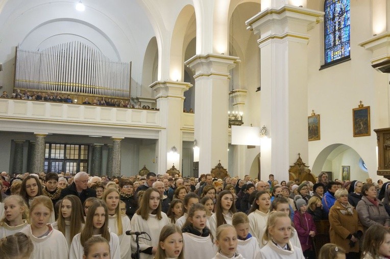 Liturgia Wielkiego Czwartku w parafii NSPJ w Nowym Targu