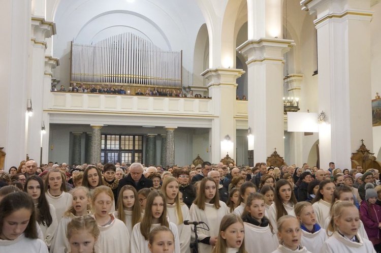 Liturgia Wielkiego Czwartku w parafii NSPJ w Nowym Targu