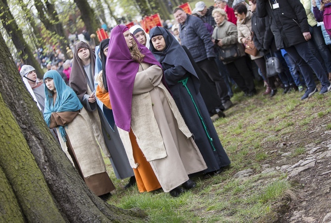 Wielkopiątkowe Misterium w Piekarach Śląskich