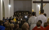 Liturgia Wielkiego Piątku w parafii NSPJ w Nowym Targu 