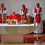 Liturgia Wielkiego Piątku w Zakopanem - parafia Świętego Krzyża.