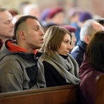 Wielki Piątek. Liturgia Męki Pańskiej w katedrze